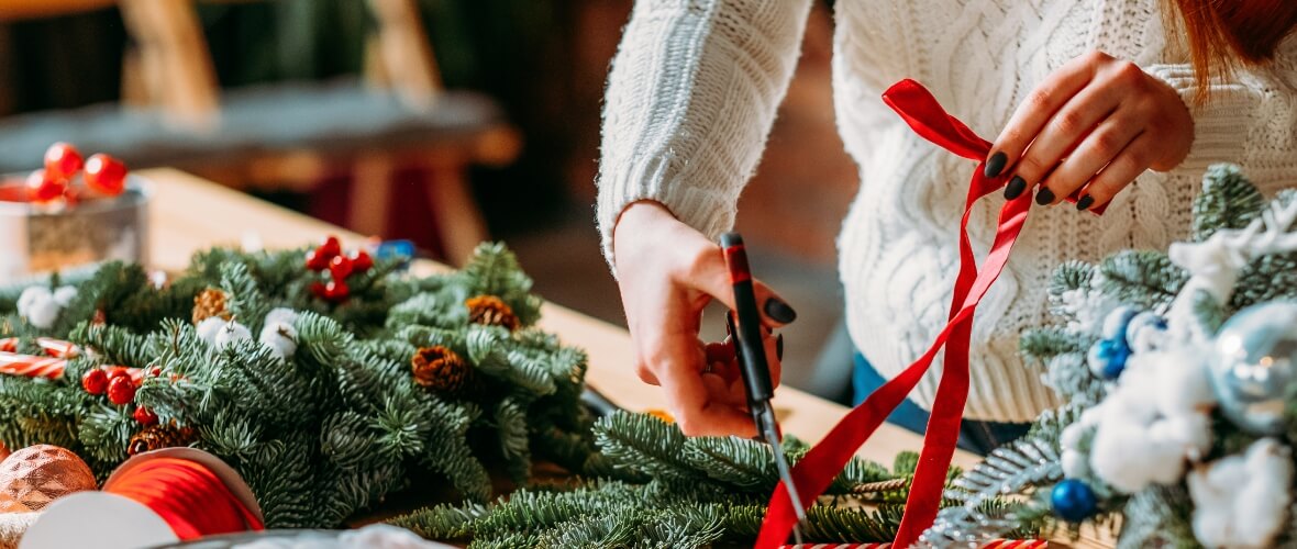 6 Festive Christmas Ribbon Crafts to Brighten Your Holiday Season